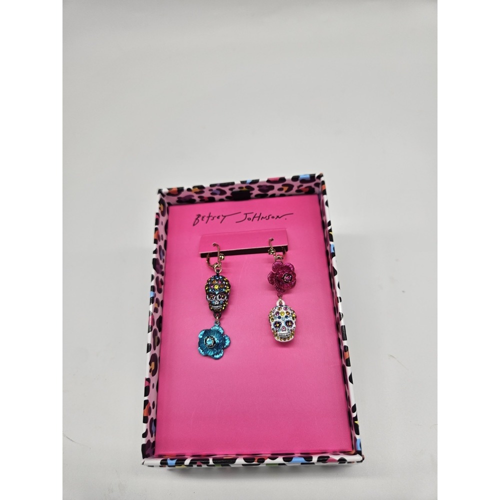 BETSEY JOHNSON HALLOWEEN DAY OF THE DEAD SKULL AND FLOWER MIS MATCHED EARRINGS